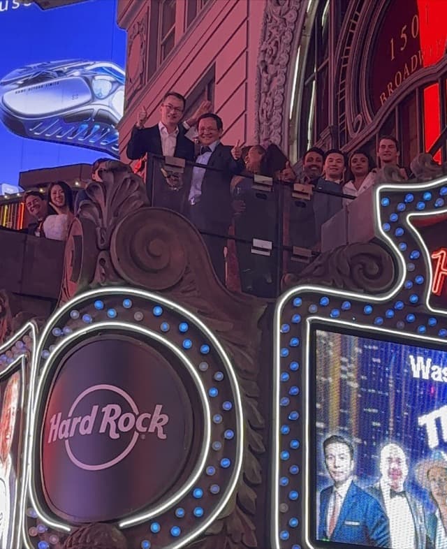 Washington Elite Investment Summit & Gala at Times Square, New York City